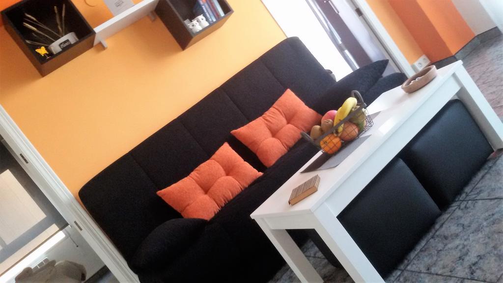 Apartamento El Mirlo Blanco Villena Exteriör bild